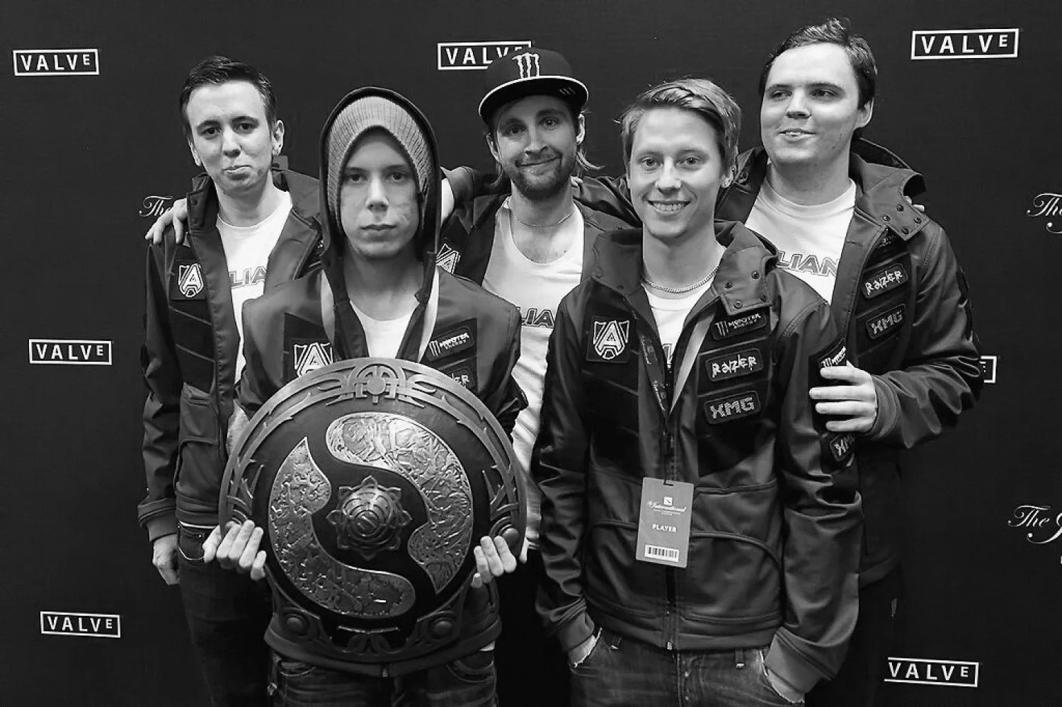 Почему Alliance 2013 не выиграли бы The International в 2020? Стратегия, которую невозможно засплитпушить