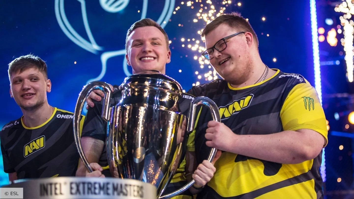 Бумыч, Бустер и Дося сразятся за 10 млн рублей на медиа-турнире по CS:GO