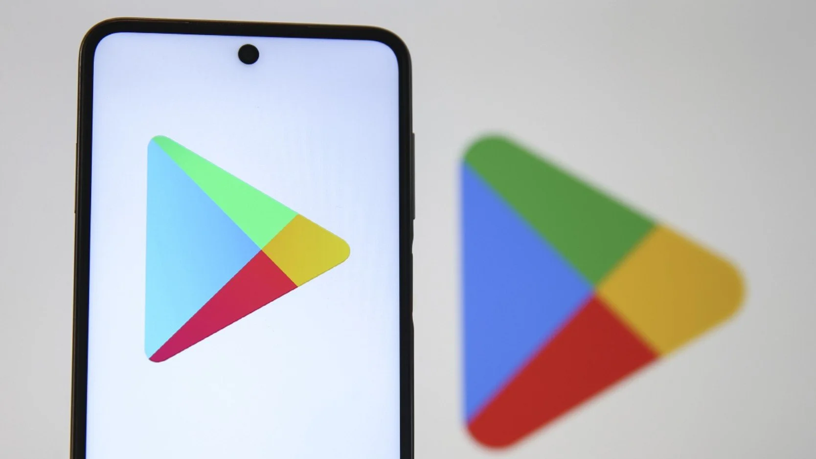 Android начнет блокировать приложения, установленные не из Google Play