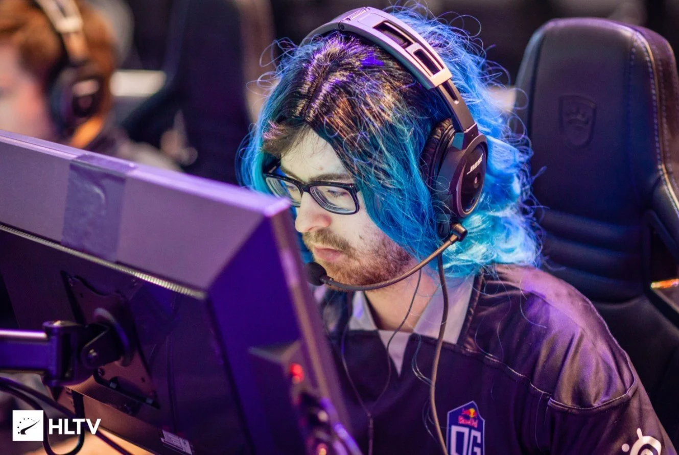 Reddit-бурлит: NBK- уходит в Valorant, a Kjaerbye завершает карьеру