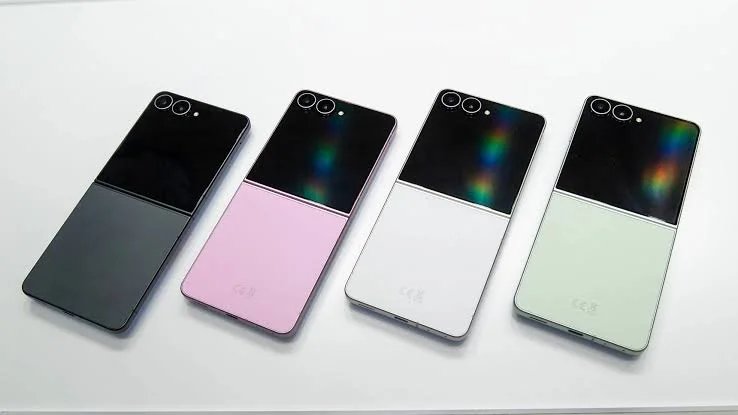 Galaxy Z Flip 8