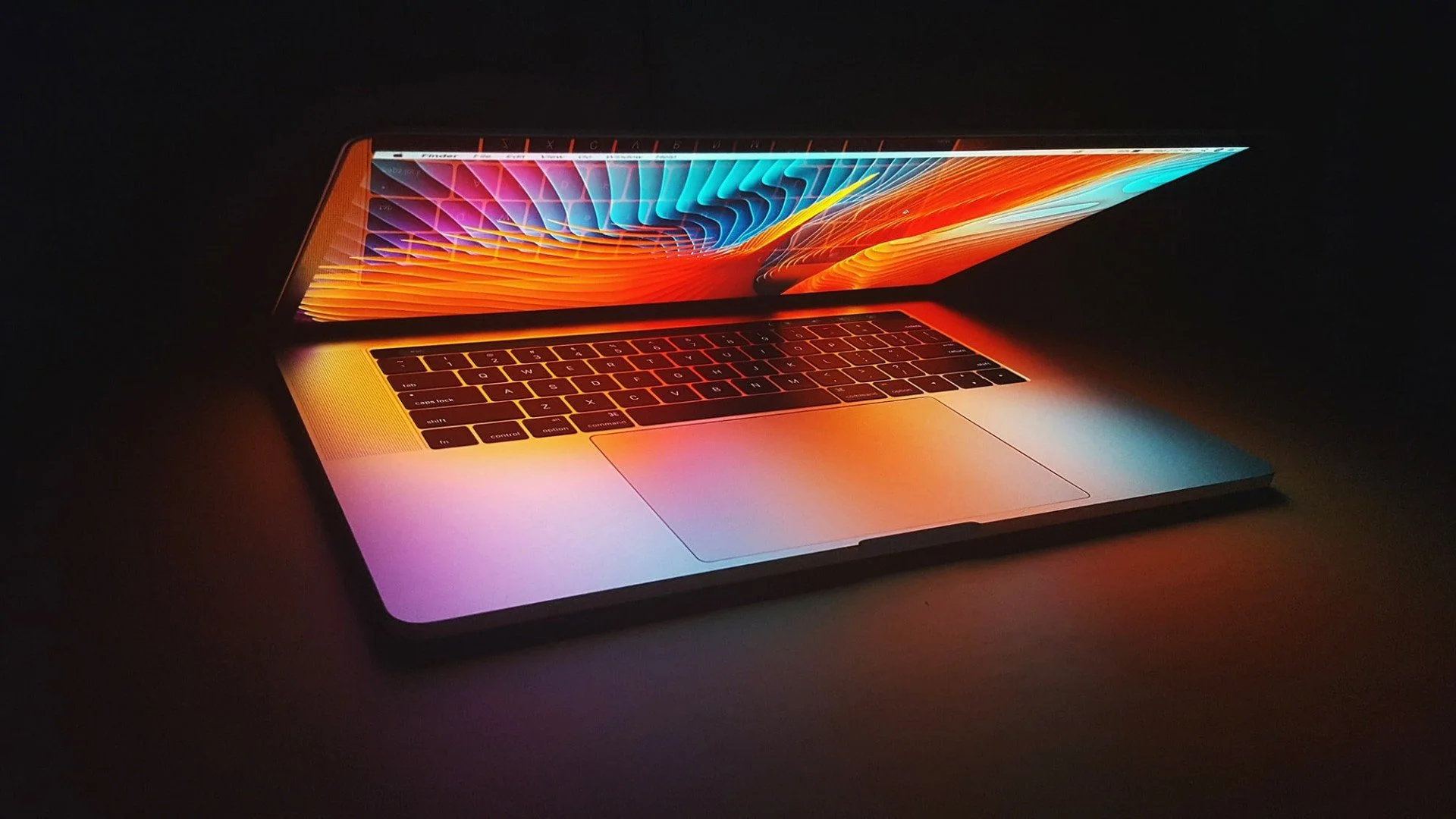 Что показали на презентации Apple 18 октября: AirPods 3 и новые MacBook Pro