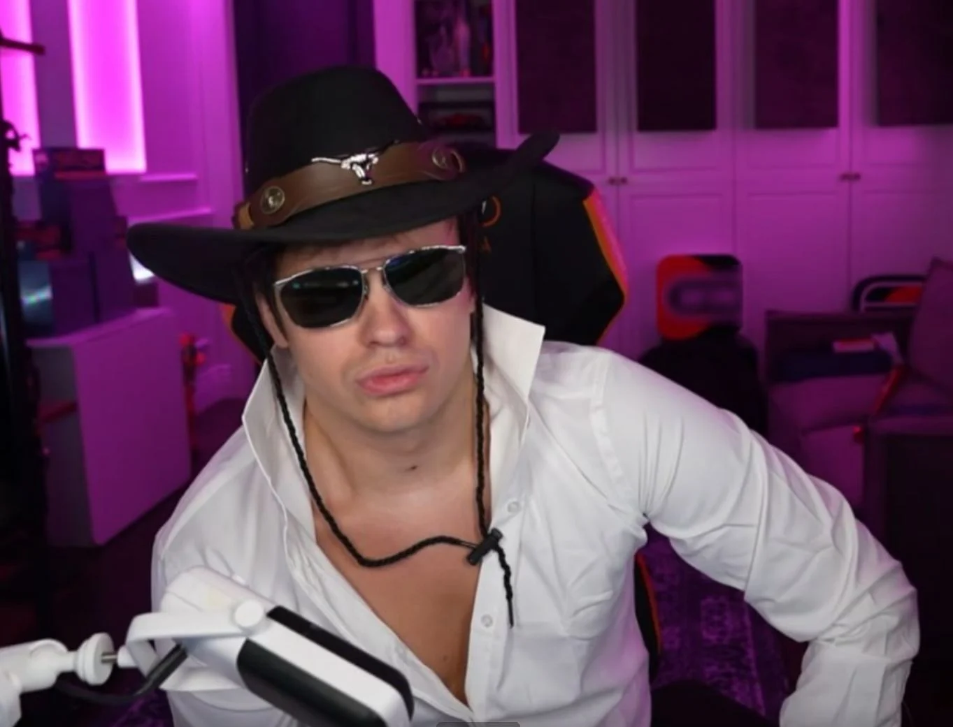 Слава Бустер