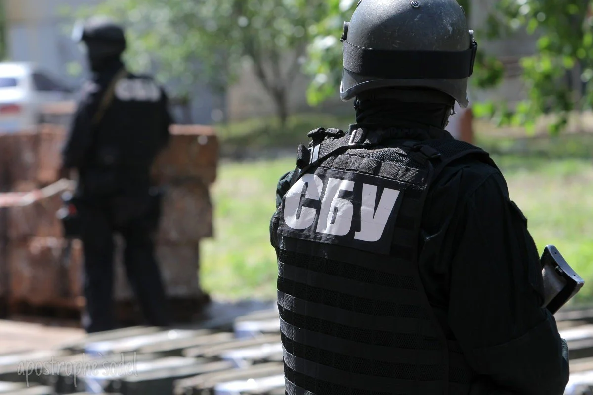 К Папичу приехали спецслужбы — стримера могли забрать в отделение полиции