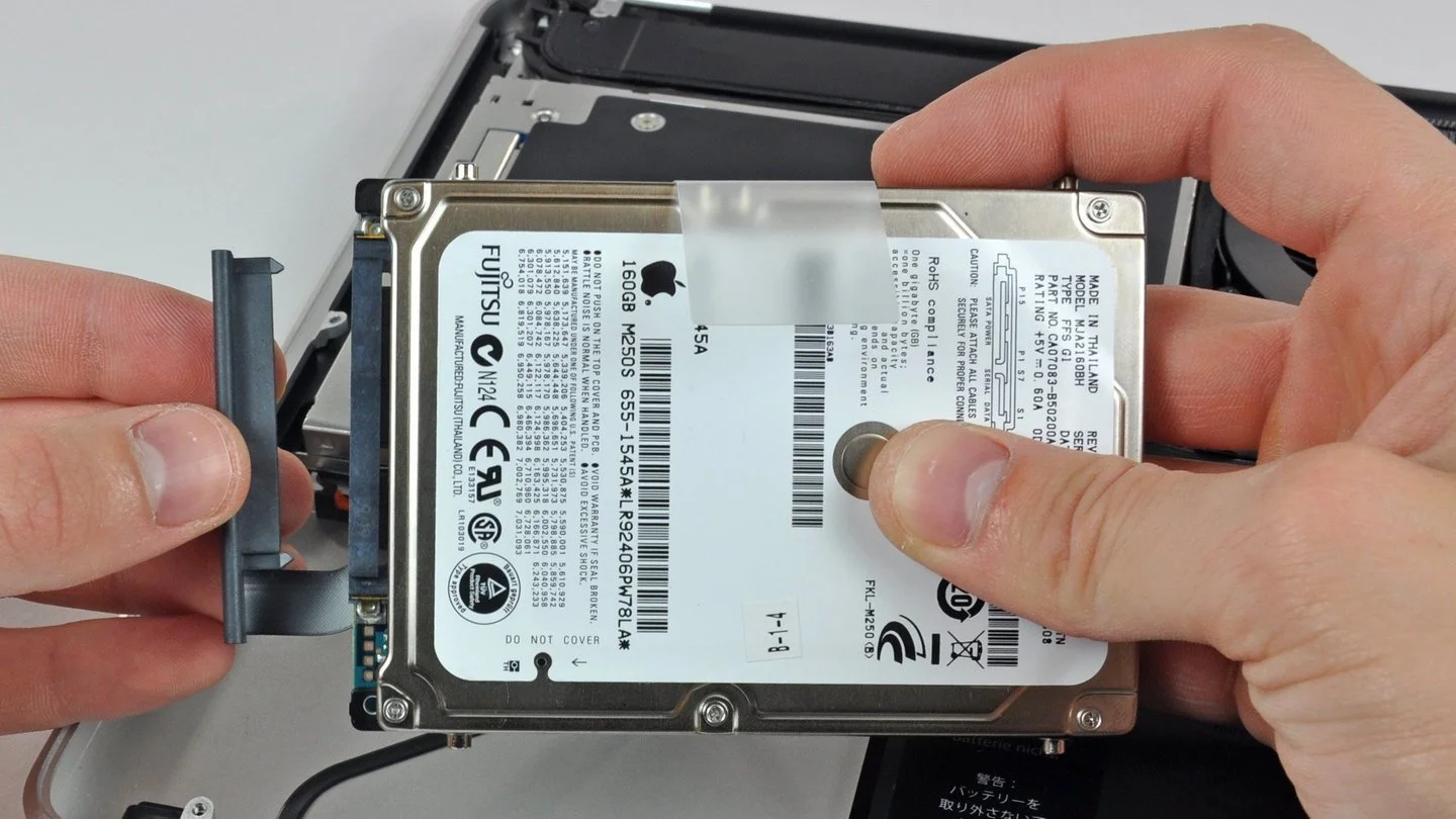 Источник: iFixit / Накопитель