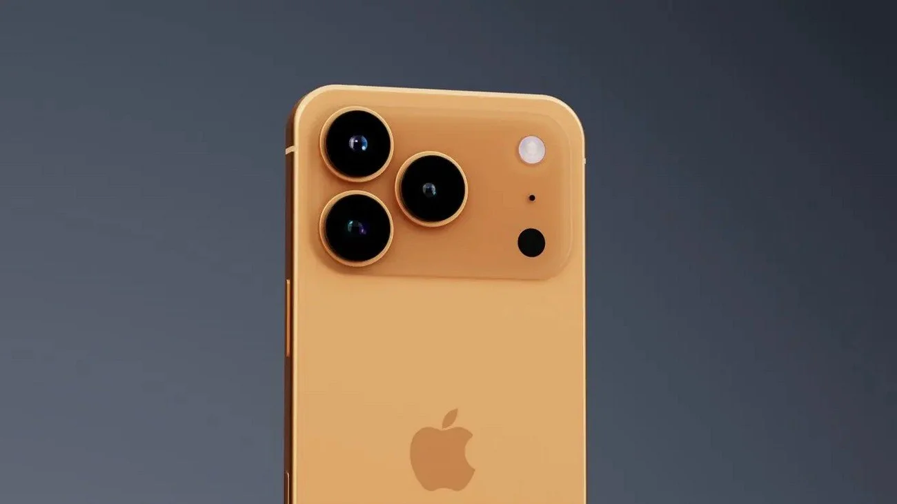 Один из прототипов iPhone 17 Pro в оранжевом цвете.