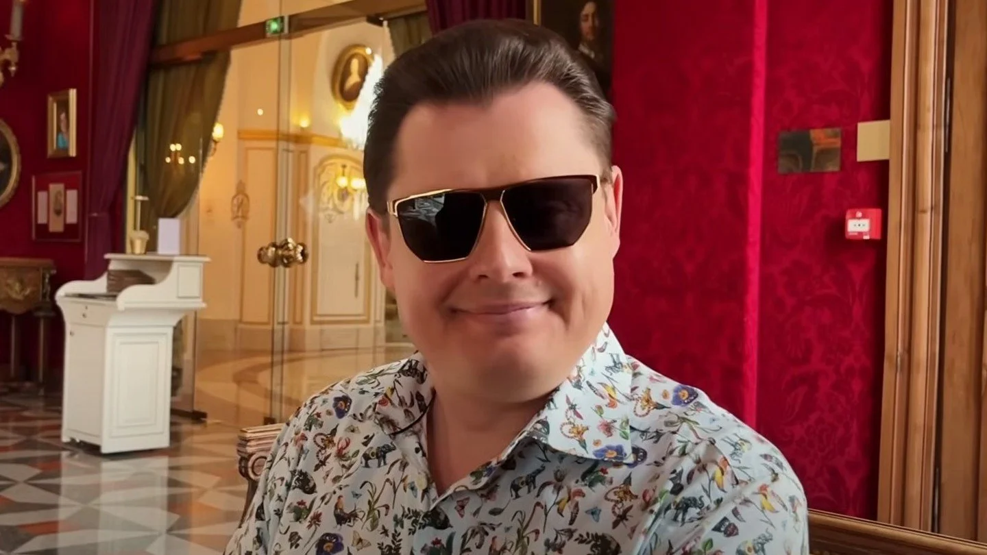Понасенкову* заблокировали канал на YouTube после скандала с Папичем
