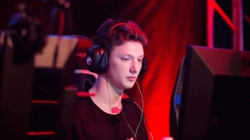 Resolut1on: «ALOHADANCE скажи людям, что ты пошутил»