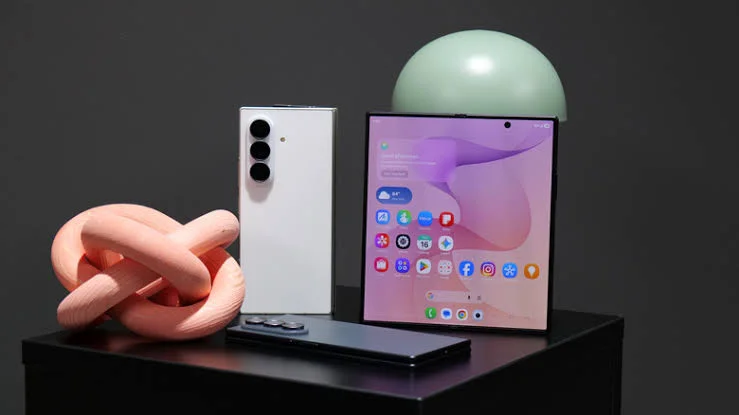 Galaxy Z Fold 8
