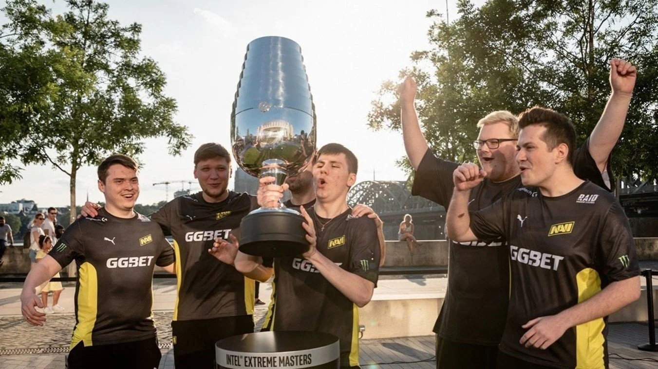 Безумный рекорд s1mple, 1vs5 от новичка NAVI и еще 7 крутых моментов IEM Cologne