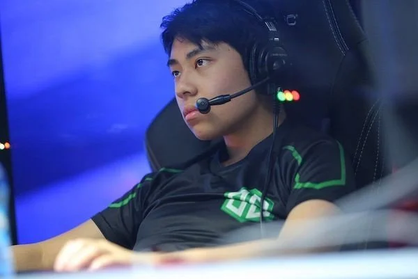 До Boston Major Ana не знал про "реагр" крипов, но это не помешало ему его выиграть