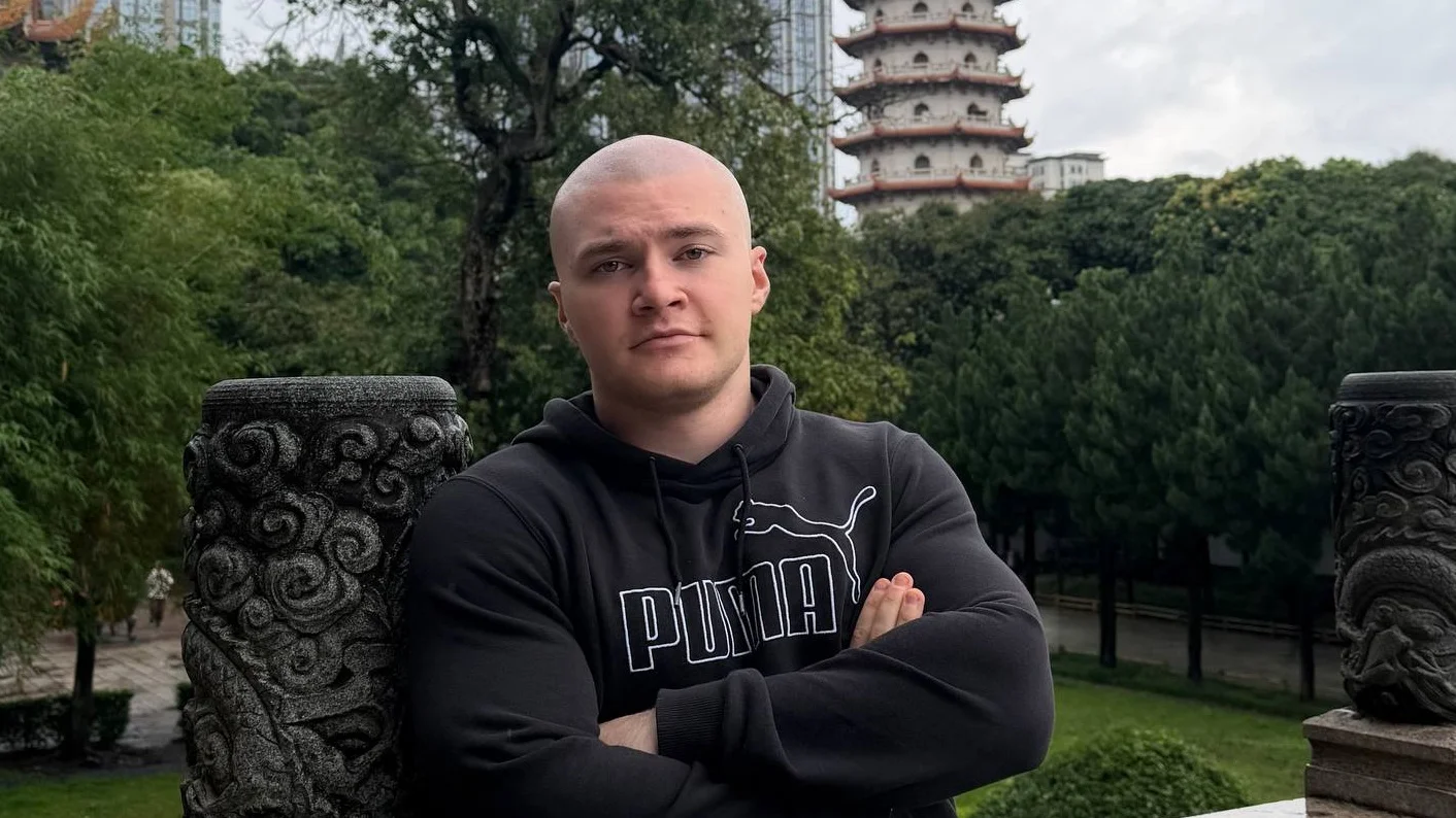 Дерзко был бессрочно забанен на Twitch