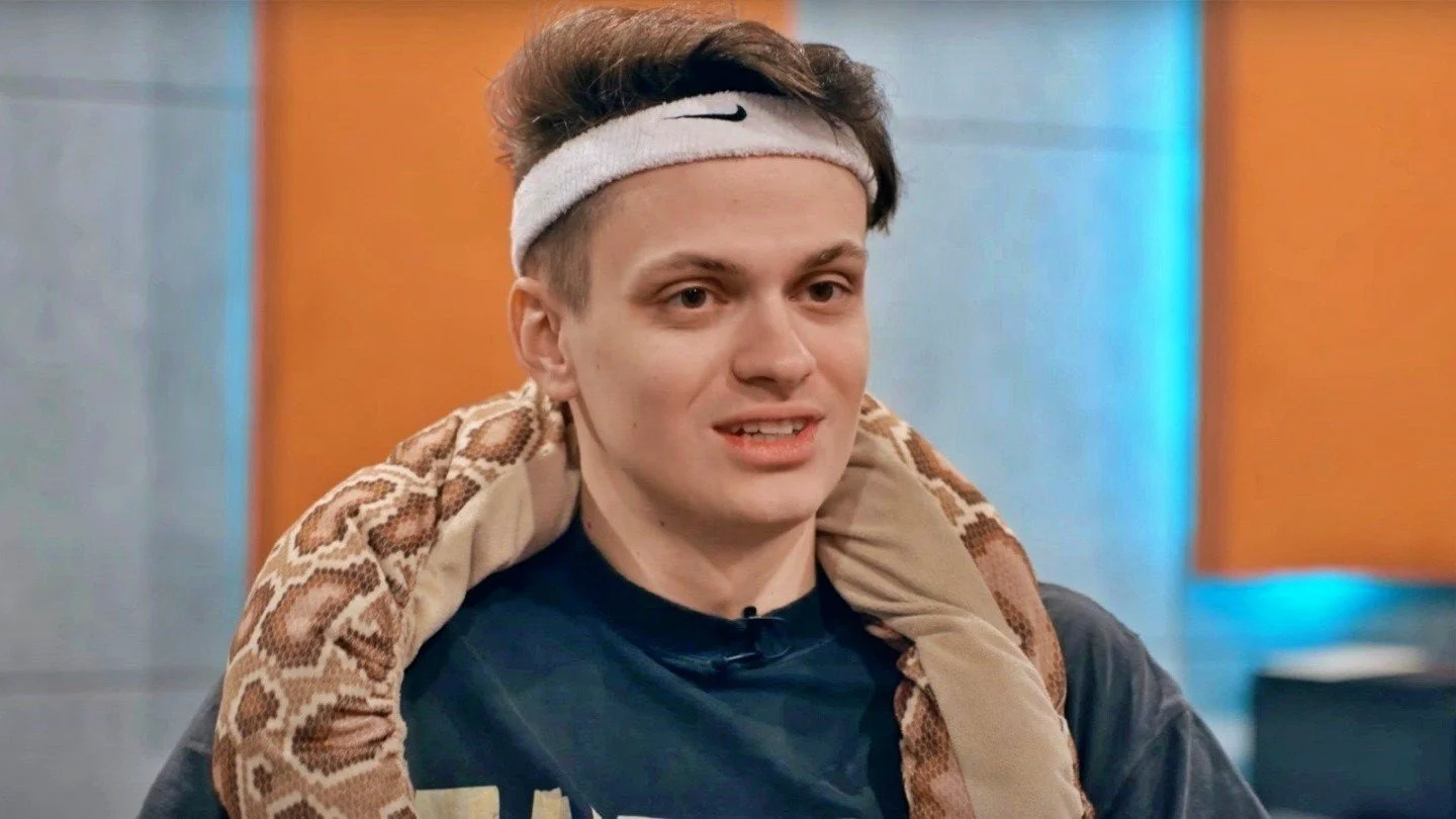 Сколько Бустер заработал на компьютерном клубе? Стример назвал точную сумму