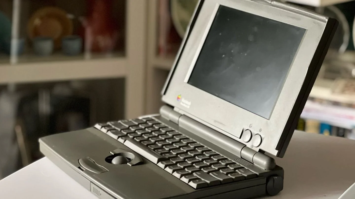 Источник: AppleInsider / PowerBook 100