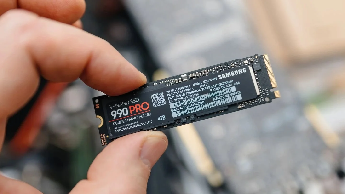 Источник: PC World / Фото SSD-накопителя