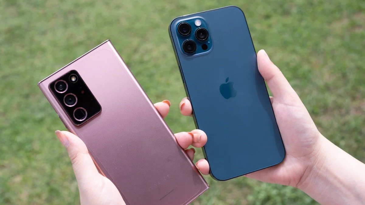 Чем отличается iPhone от смартфона?