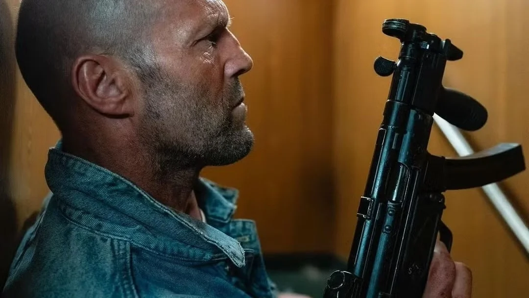 Появился русский трейлер боевика «Мятеж» с крутым Джейсоном Стэйтемом