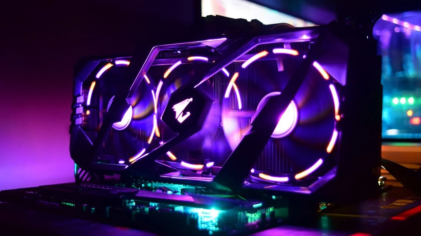 Источник: Wccftech / Видеокарта Aorus с подсветкой