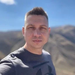 Александр Павлов
