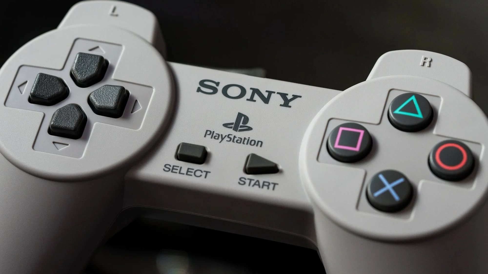 LEGO выпустит свою PlayStation 1 за 160 долларов