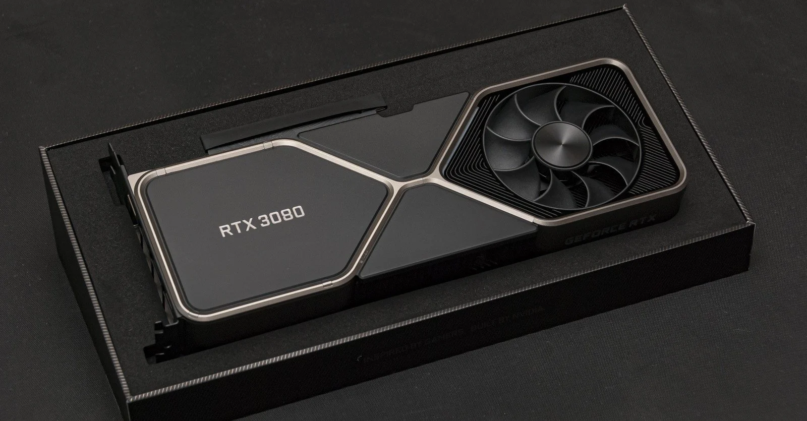 У NVIDIA проблемы: почему GeForce RTX 3080 может греться до 110 градусов