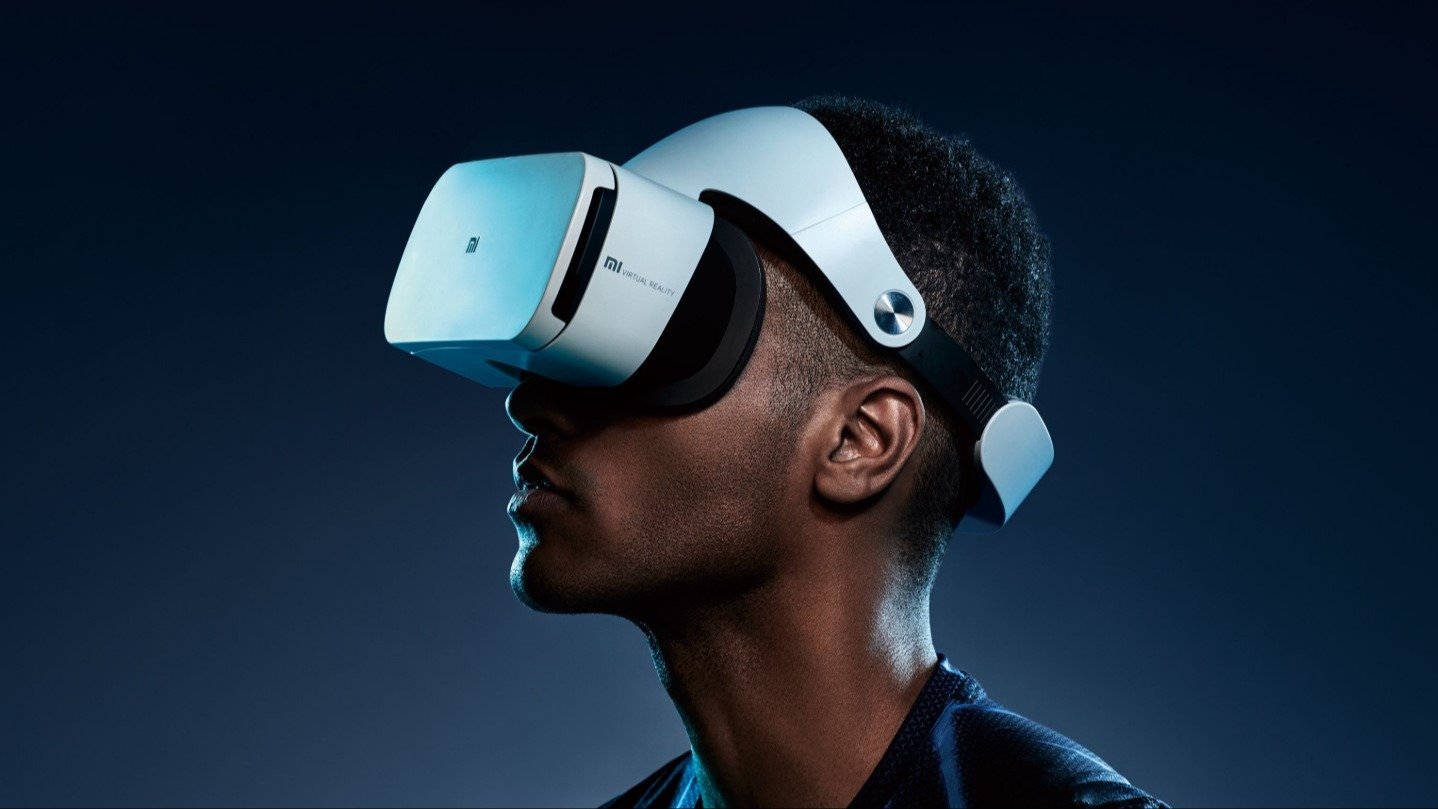10 лучших VR-шлемов 2026 года