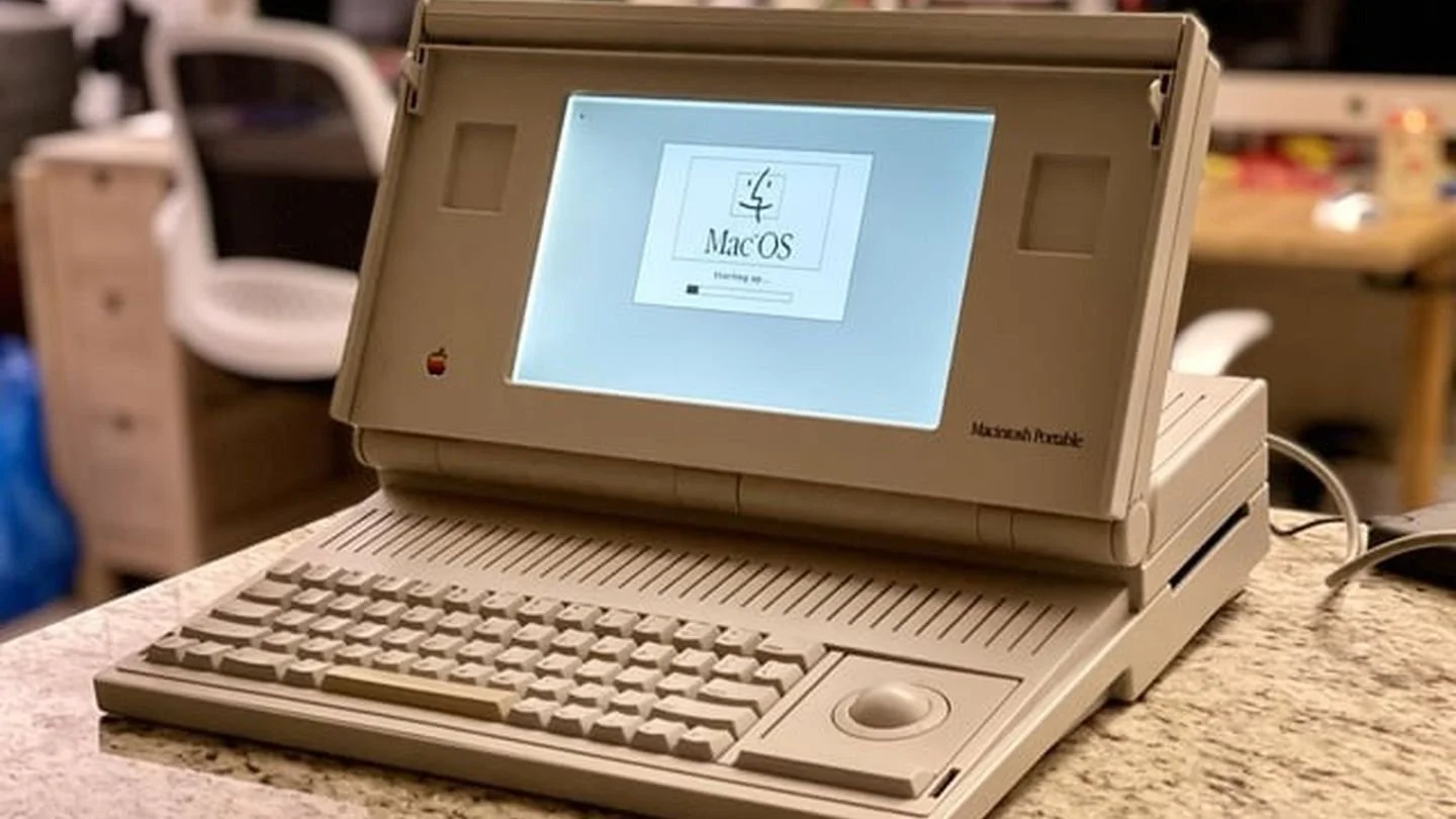 Источник: Reddit / Macintosh Portable