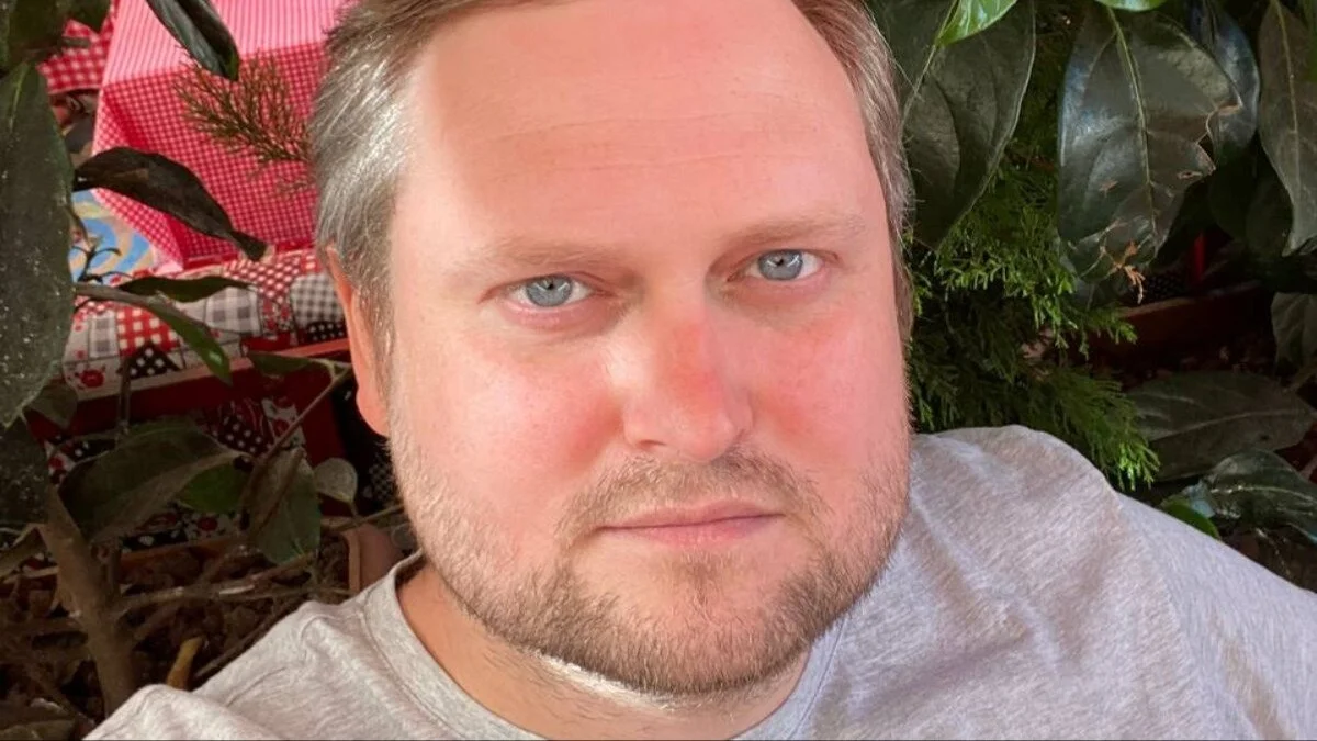 Куплинов показал, как изменилась его внешность спустя год с начала похудения