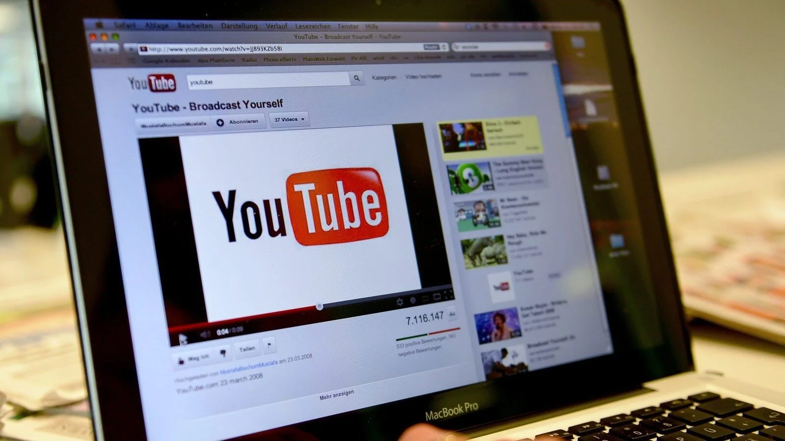 Что будет с YouTube? Роскомнадзор ищет российские сервера Google