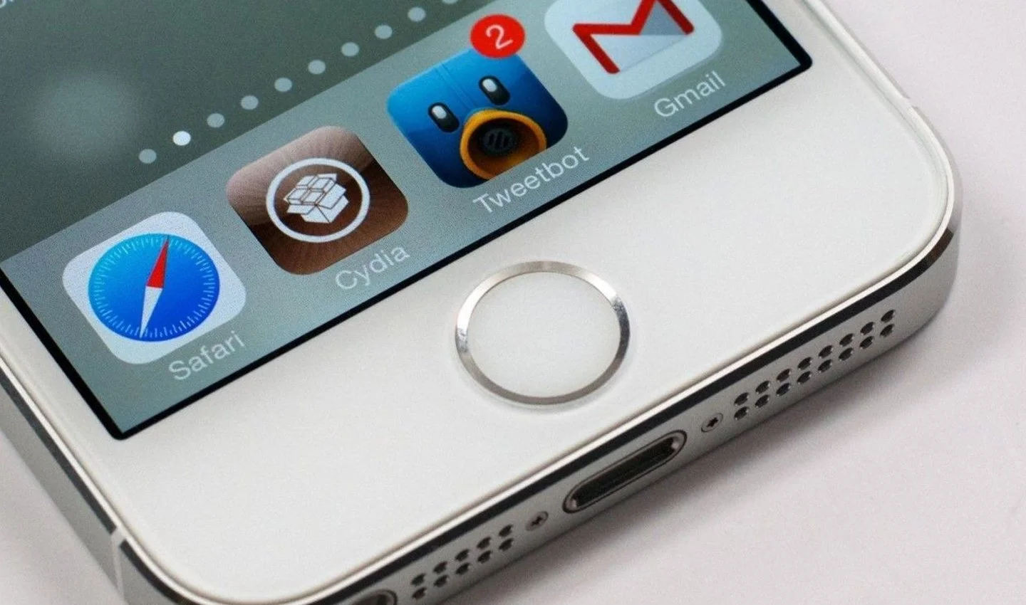 Источник: Pinterest / Приложение Cydia