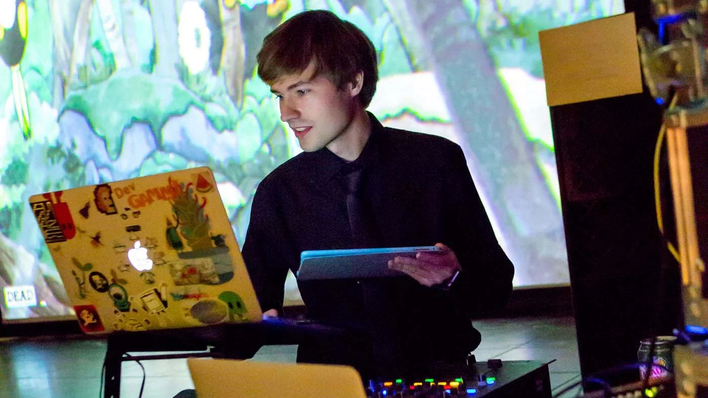 Краткая биография C418 — ведущего композитора Minecraft
