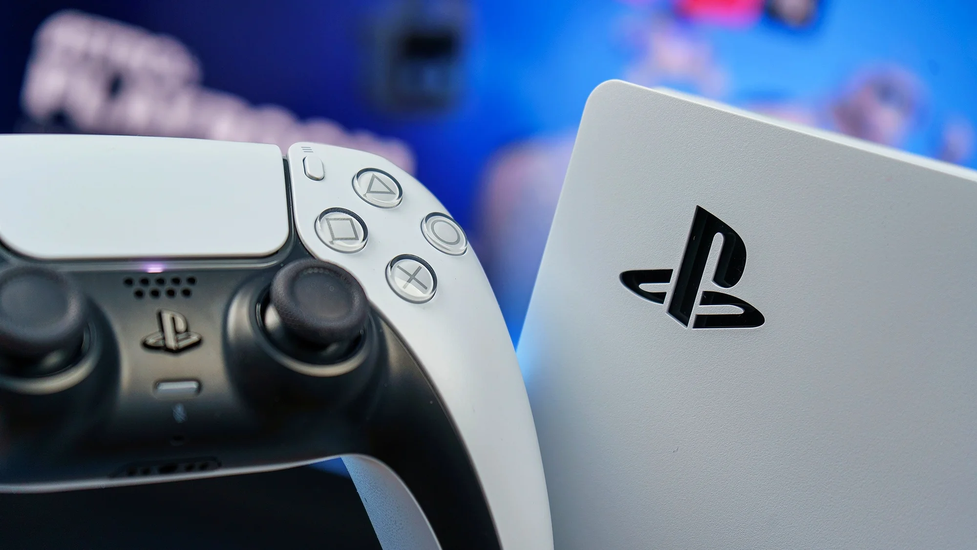 PS5 Pro в России стали продавать за 100-200 тысяч рублей