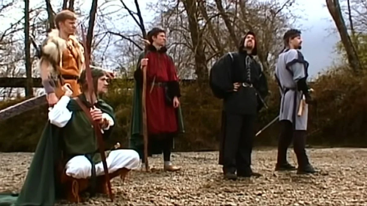 Источник: скриншот respawn.media / The Gamers (2002). Вы тоже видите шакалов?