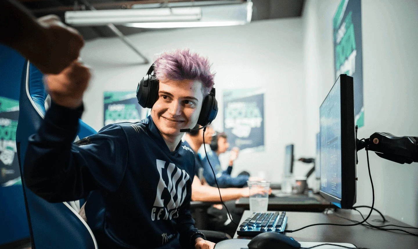 Все переходы игроков в Dota 2 перед финалом DPC 2022
