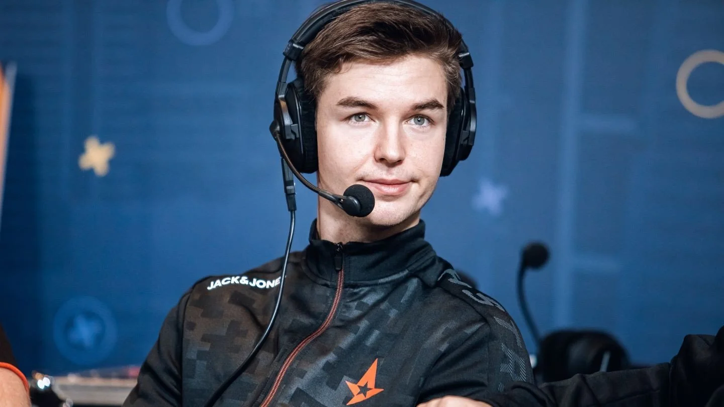 «Он дома»: Dev1ce официально вернулся в Astralis
