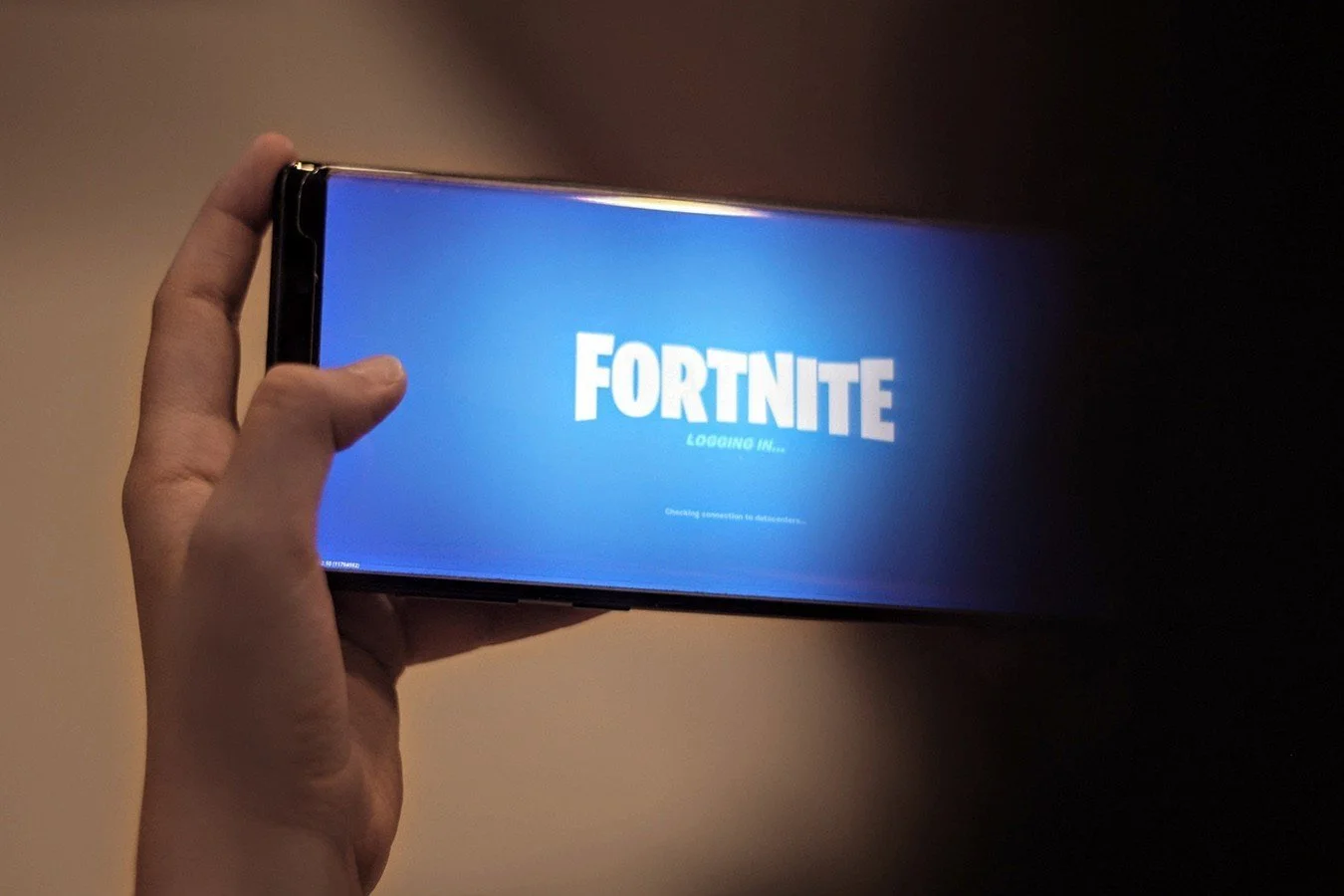 Apple и Google vs Fortnite: что не поделили между собой гиганты?