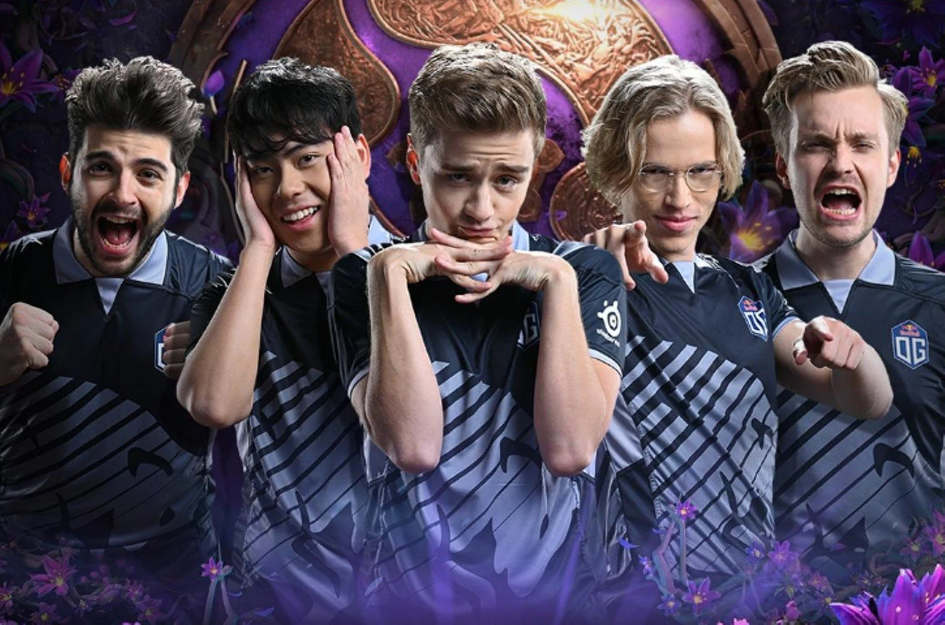 Чемпионский состав OG, вот они слева направо: Ceb, Ana, N0tail, TopSon, JerAx