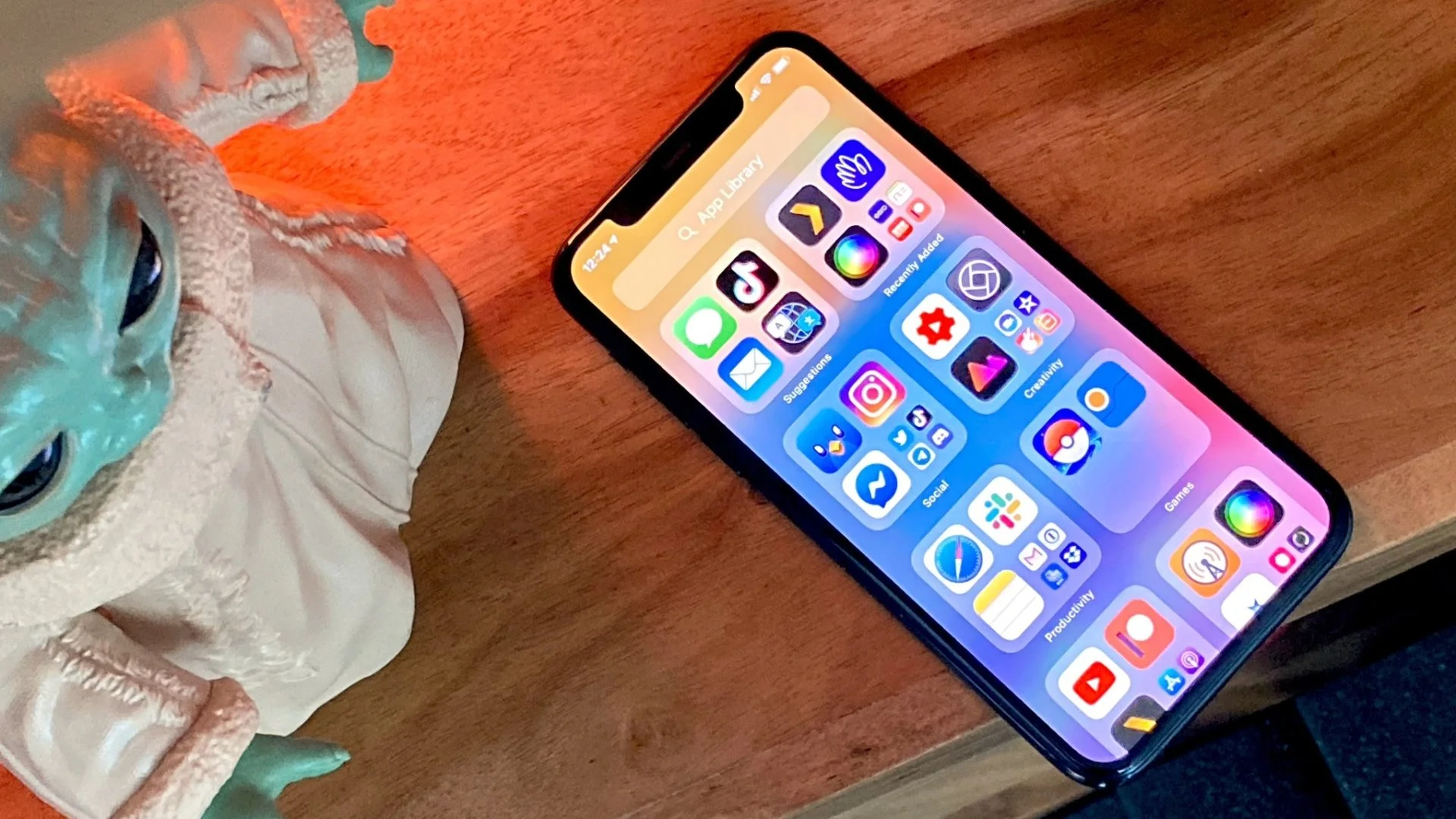 Как пользоваться библиотекой приложений на iPhone